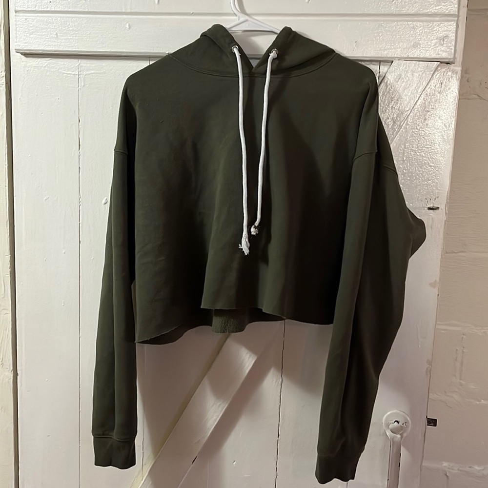 Cropped hoodie
